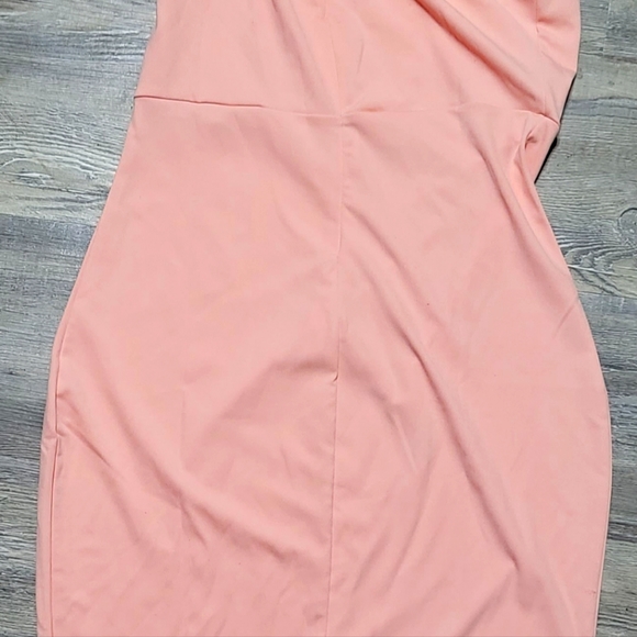 NWT Mokoru One Shoulder Body Con Dress - Picture 3 of 7
